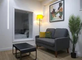 Newly Refurbished Bradford City Centre Flat