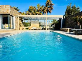 Villa Cardelin, Chambre privée, proche Aéroport et Airbus,, Hotel in Saint-Victoret