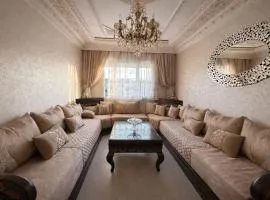 Traditional Luxury Apartment- Near Airport & Beach