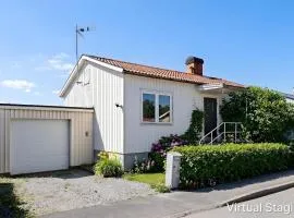Spacious villa close to the city in Enskede