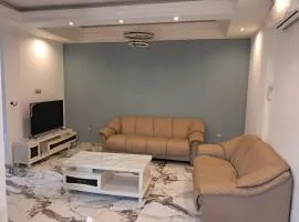 Meublé terre rouge Nsimeyong 1appartement ultra moderne 2 chambres cours et parking