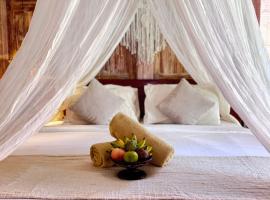 Joglo Ulu Home, hotel sa Uluwatu