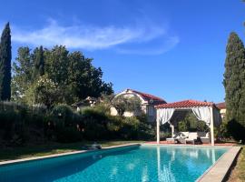 Casa le valli – hotel w mieście Cantagrillo