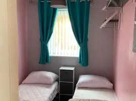 Oak 4 , Trustville holiday park