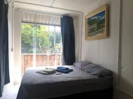 Condomínio Containers está localizado a 900m do centro de Morretes, local calmo e em meio a mata Atlântica