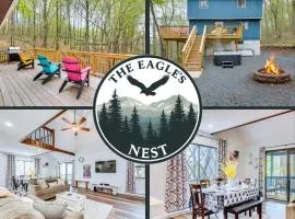 The Eagle's Nest Chalet - Hot Tub & Fire Pit