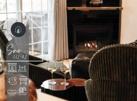 Mountain Escape Ski-In Ski-Out Laurentians, hotell sihtkohas Saint-Faustin