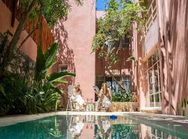 Casa Sofía Centro, hotel in Mérida