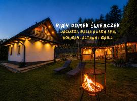 Biały Domek Świerczek - Jacuzzi, Balia Ruska SPA, Rowery, Altana i Grill w Słopnice, hotel u gradu Słopnice