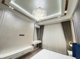Gardens 3 room LUX