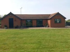 The Bungalow, in heart of High Beach, Epping Forest