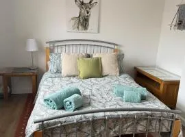 16 BENTLEY ROAD - Uttoxeter, COMFORTABLE ACCOMMODATIONS launched deform remainder