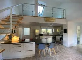 Les Acacias 3 pièces avec terrasse et parking