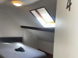 Elegant 1BR Stay with Contemporary Design in Liège