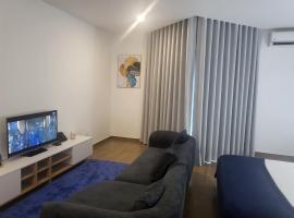 Mix Center T 0 M 26 Piso C, hotel i Luanda