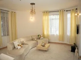 Njiro Executive 4BR Villa with Balcony Views and office