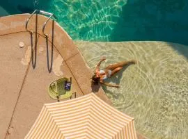 Host Company Jaco Luxury