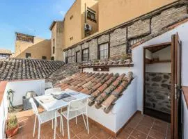 Romantic Stay in the Heart of Toledo
