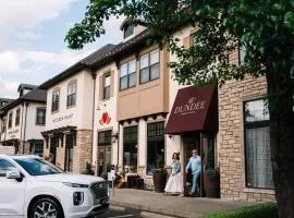 The Dundee - A Trace Hotel