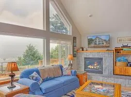 Beachfront Moclips Retreat Hot Tub and Fire Pit