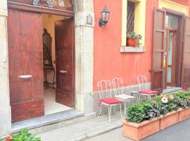 Hotel Savoia, hotel v mestu Sapri