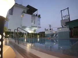 Three Heavens Corbett by MVS Hospitality