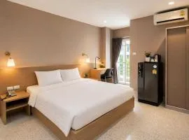 The Fifth Residence