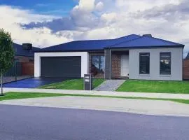 Wodonga House Huon hill