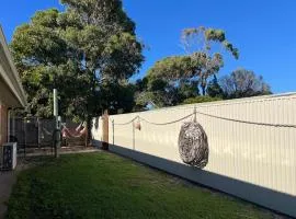 Lazy Sails Port - Pets welcome inside WiFi