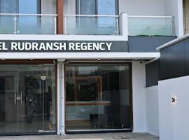 HOTEL RUDRANSH Regency, khách sạn ở Arwi