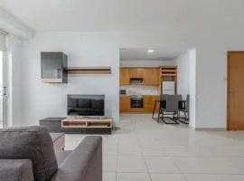 Sealove Pool Apartment