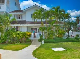 Villa Chiara Beachfront Las Terrenas