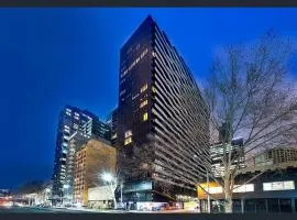 Aura on Flinders Serviced Apartments