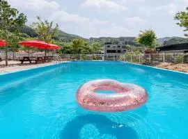 Muju Land Camping Glamping