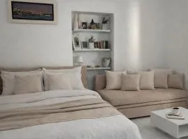 Bright Authentic Cycladic Home in Ermoupoli, Syros
