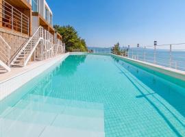 Yeosu Nukim Poolvilla, ξενοδοχείο σε Yeosu