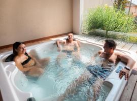 Brit Hotel, Spa & Restaurant - Colmar Est, hotelli kohteessa Bischwihr