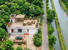 Moondune Homestay, hotel u gradu Roorkee