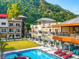 Amritara Chakra River Resort
