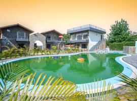 NAYAB CORBETT RESORT and SPA, hotel di Rāmnagar