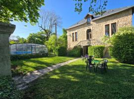 Le Manoir de Sonnac, hotel a La Cresse
