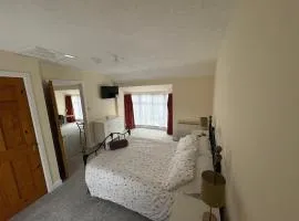 Wood Lodge Estate 3A