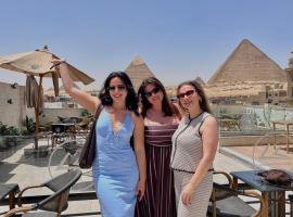 काहिरा में, होटल Locanda Pyramids Hotel