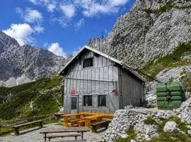 Zavetišče pod Špičko