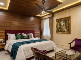 Hotel Bellamaunt Suite Near Delhi IGI Airport - Free Airport Pick Up & Drop