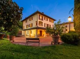 Villa delle Foreste Real Tuscany With 5 BR & Baths