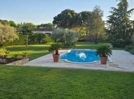 Le Jardin d'Helfy, hôtel à Mazan