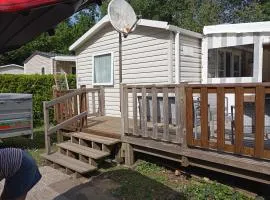 mobilhome Pont Aven 3chbres 152 avec grande terrasse fermée