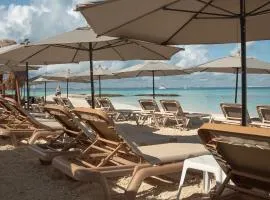 Charly Beach Hotel