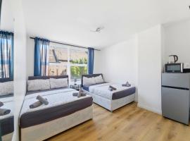 4 pers studio style room Near South Wimledon station R3、ロンドンのホテル